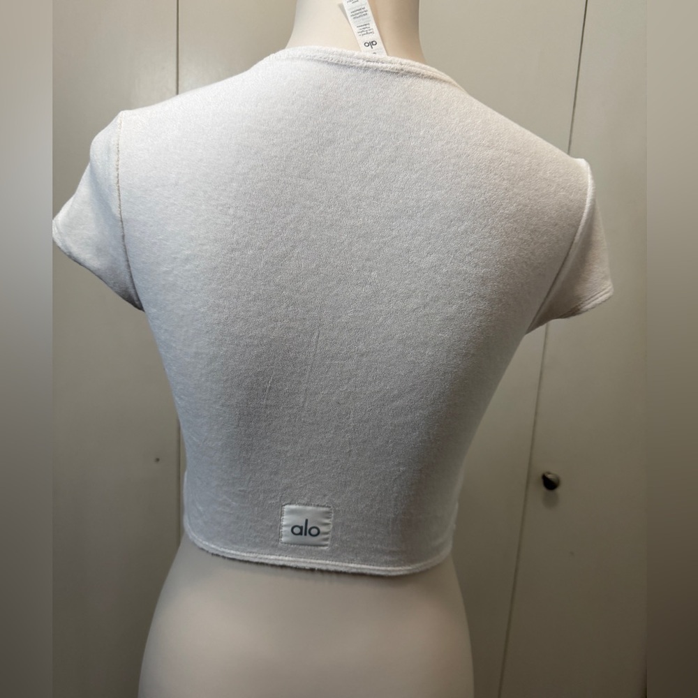 ALO Yoga Cream Square Neck Crop Top - Picture 4 of 8